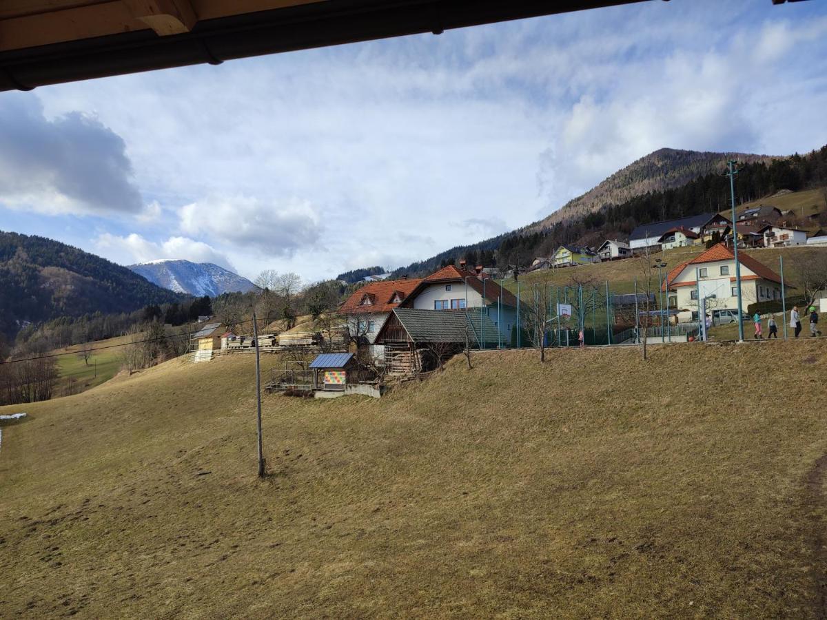 Gostilna Pension Blegos Poljane nad Škofjo Loko Buitenkant foto