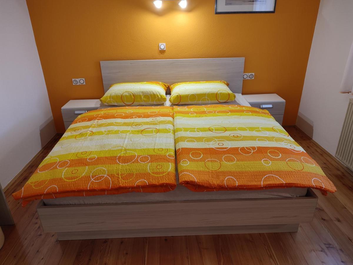 Gostilna Pension Blegos Poljane nad Škofjo Loko Buitenkant foto