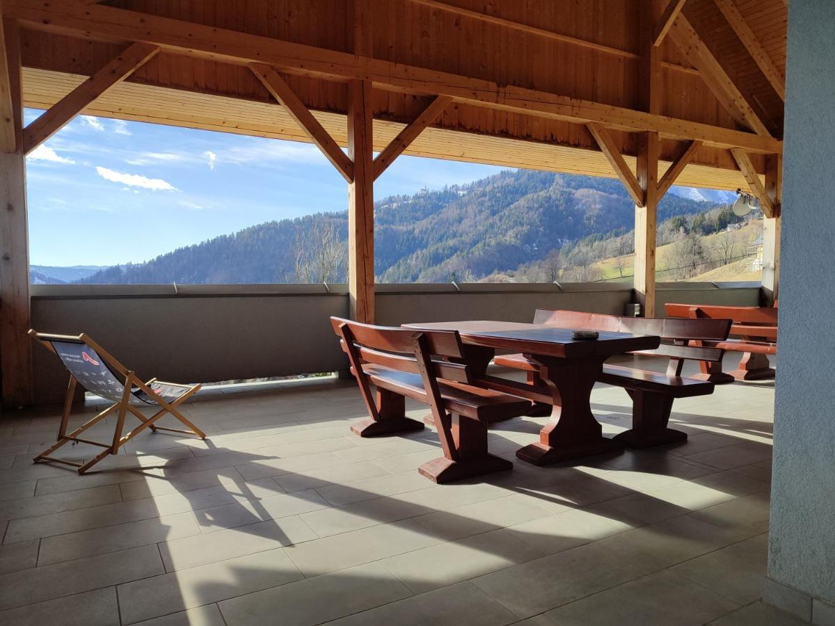 Gostilna Pension Blegos Poljane nad Škofjo Loko Buitenkant foto