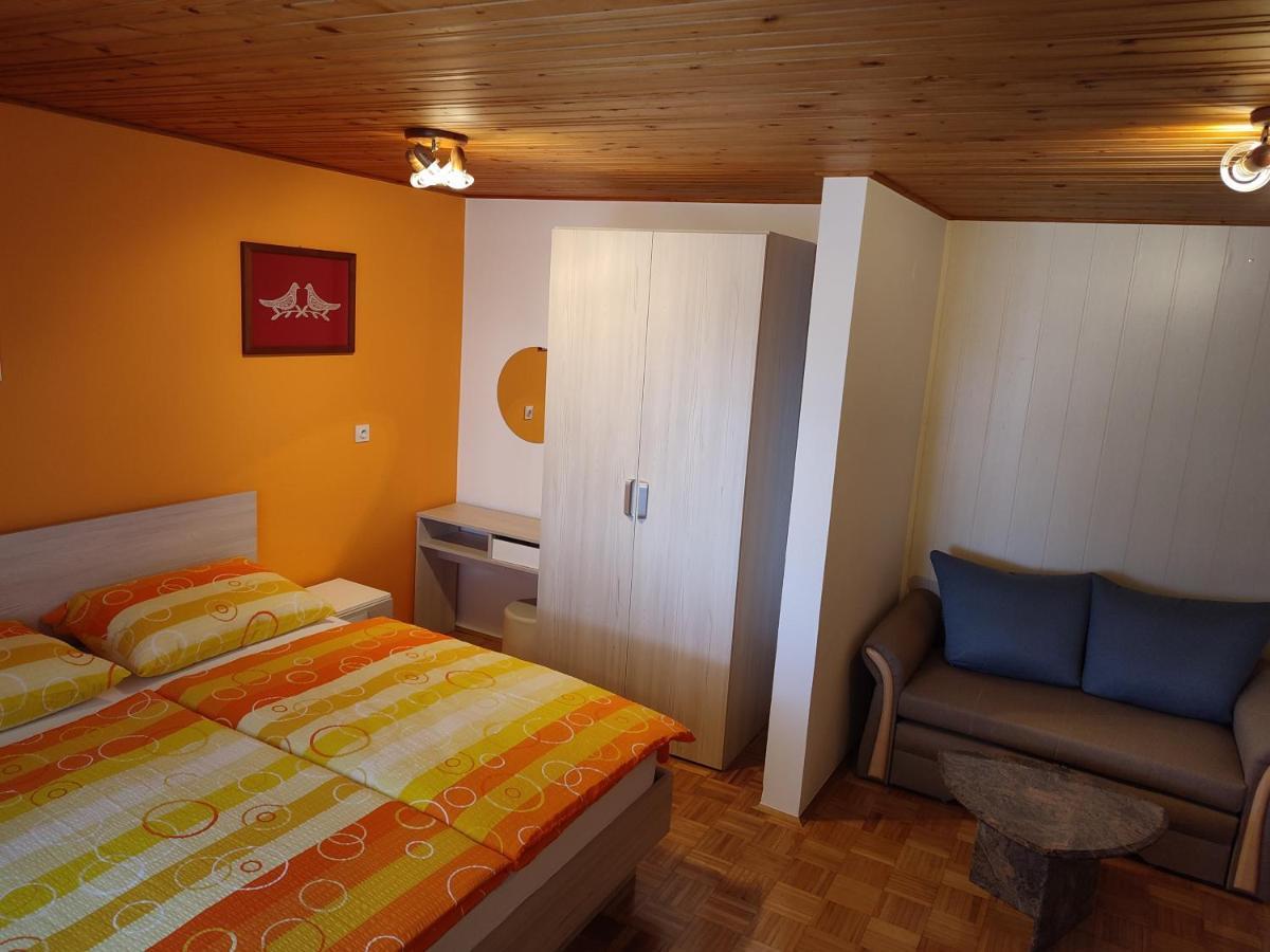Gostilna Pension Blegos Poljane nad Škofjo Loko Buitenkant foto